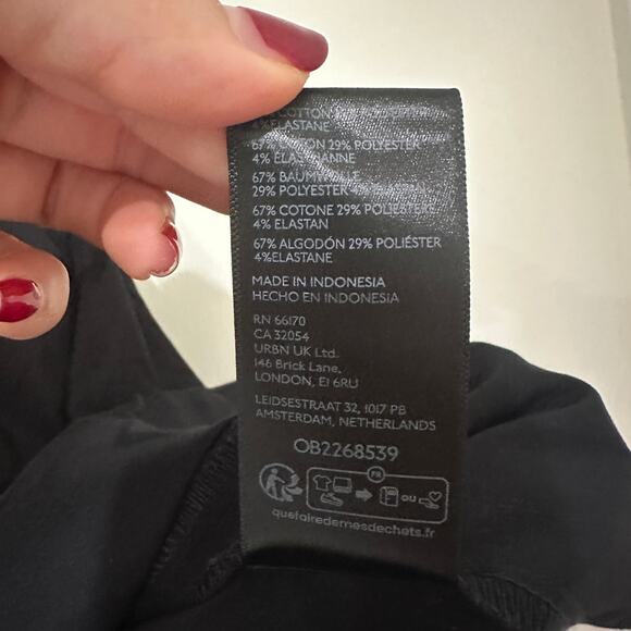 S Urban Outfitters Party Girl Cotton Blend Black Vest NWT - Picture 8 of 8